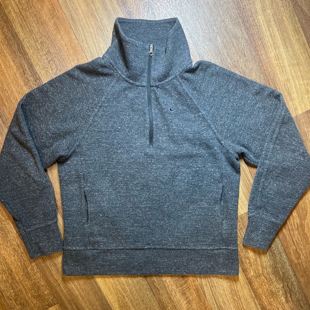 Nike Pullover - Picture 4 of 13